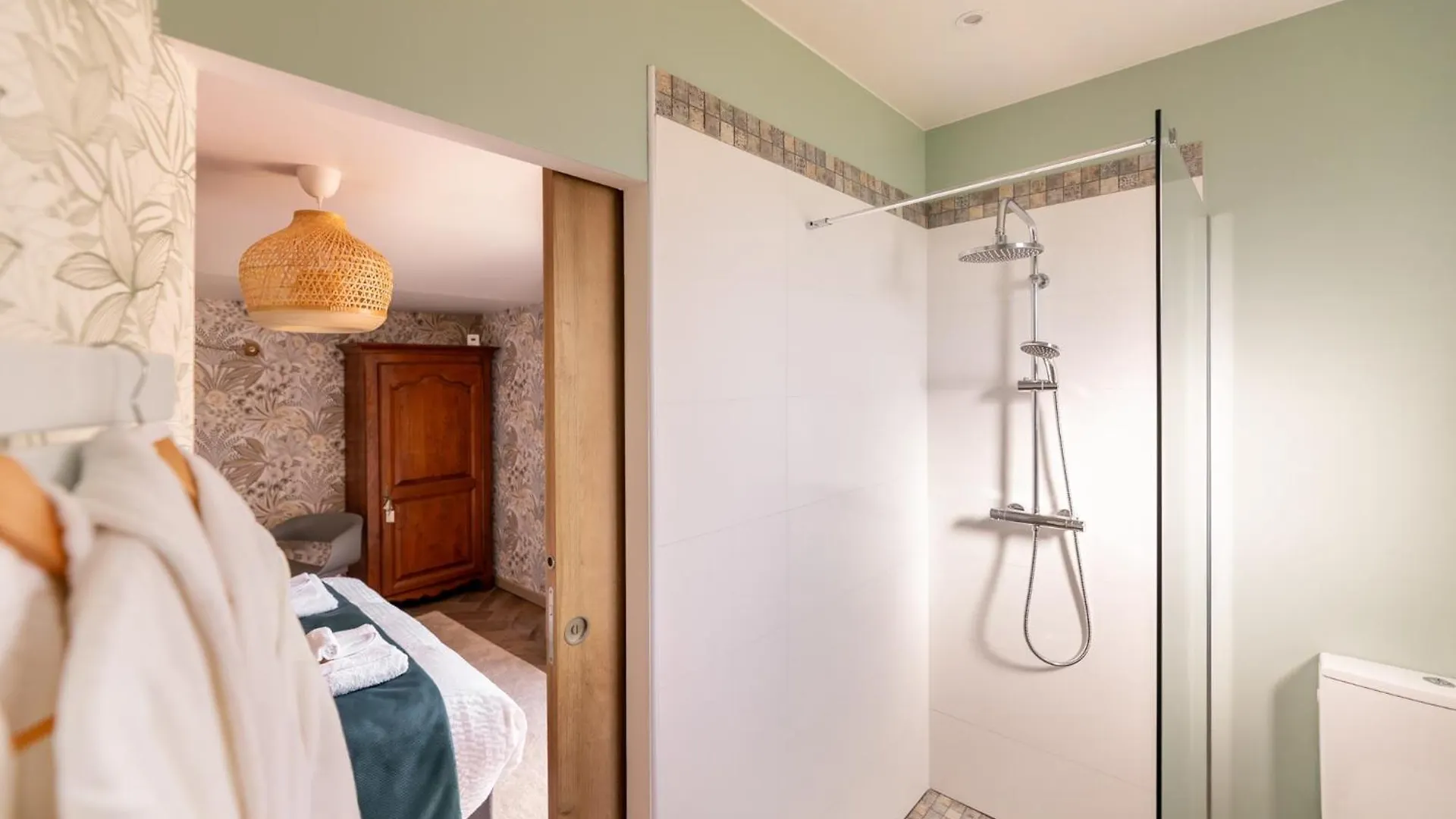 ゲストハウス Agapanthe & Salicorne - Maison D'Hotes, Chambres D'Hotes- Pluduno